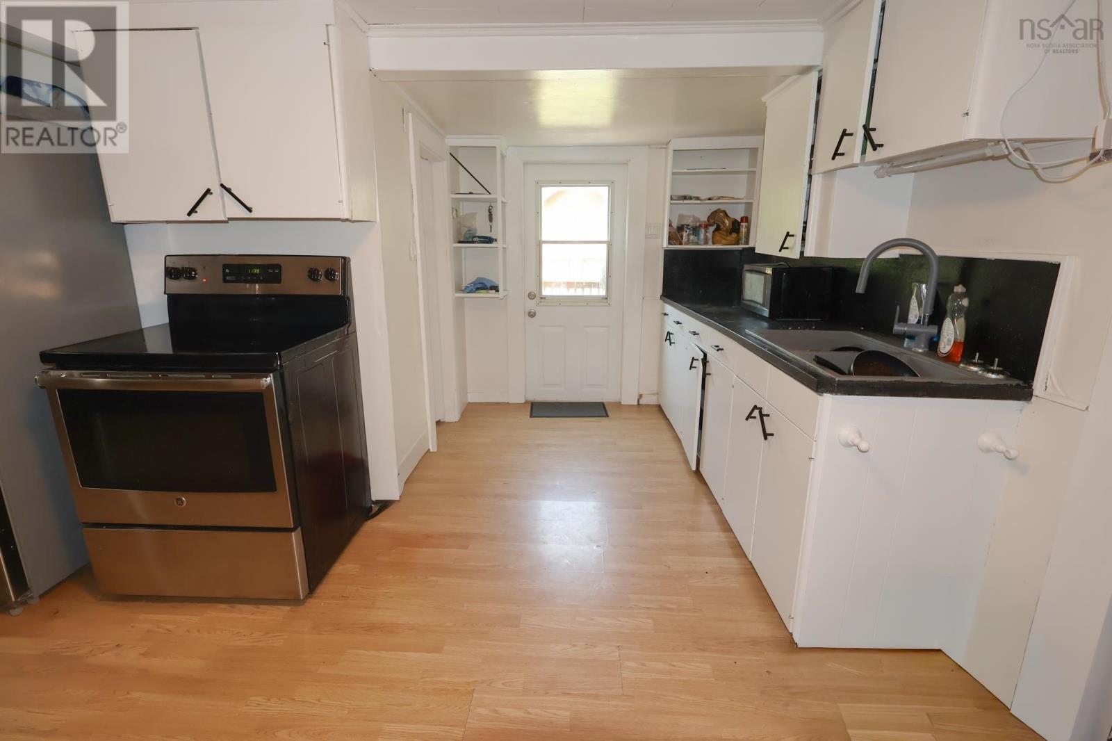 1 Morton Street Property Photo 6