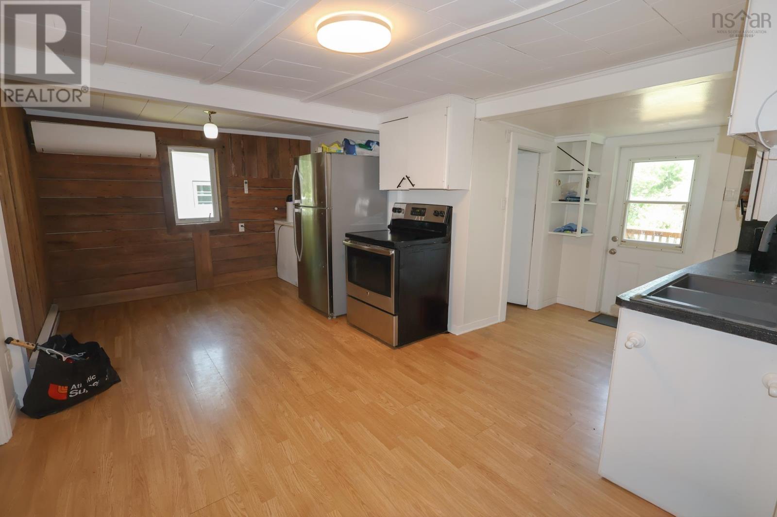 1 Morton Street Property Photo 7