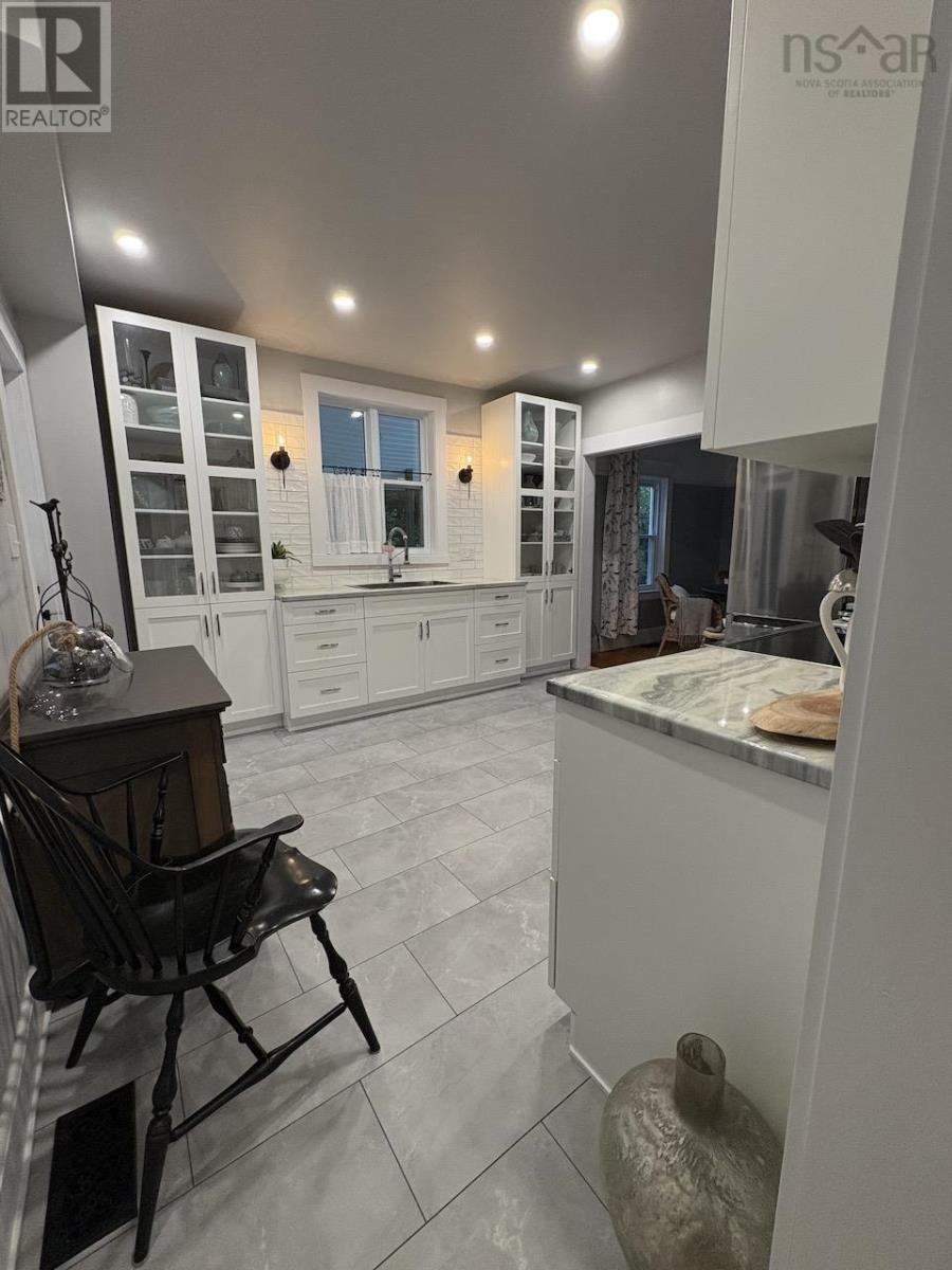 29 River Avenue Property Photo 21
