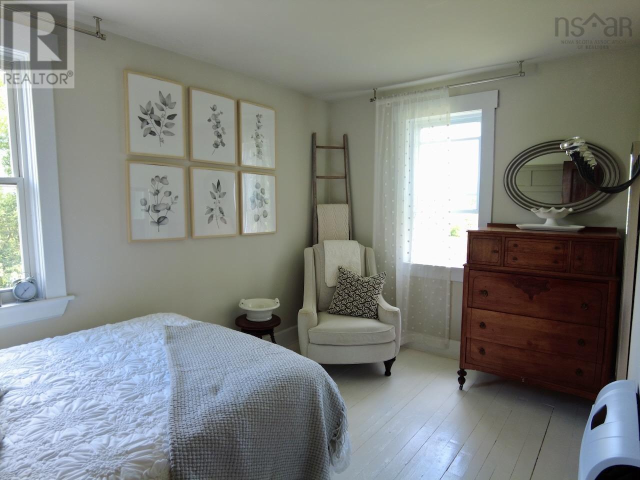 29 River Avenue Property Photo 37