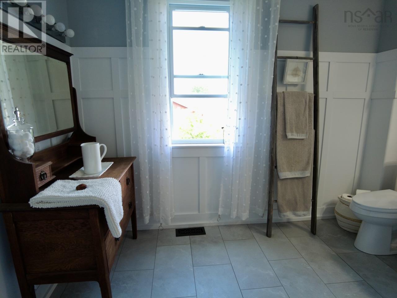 29 River Avenue Property Photo 40