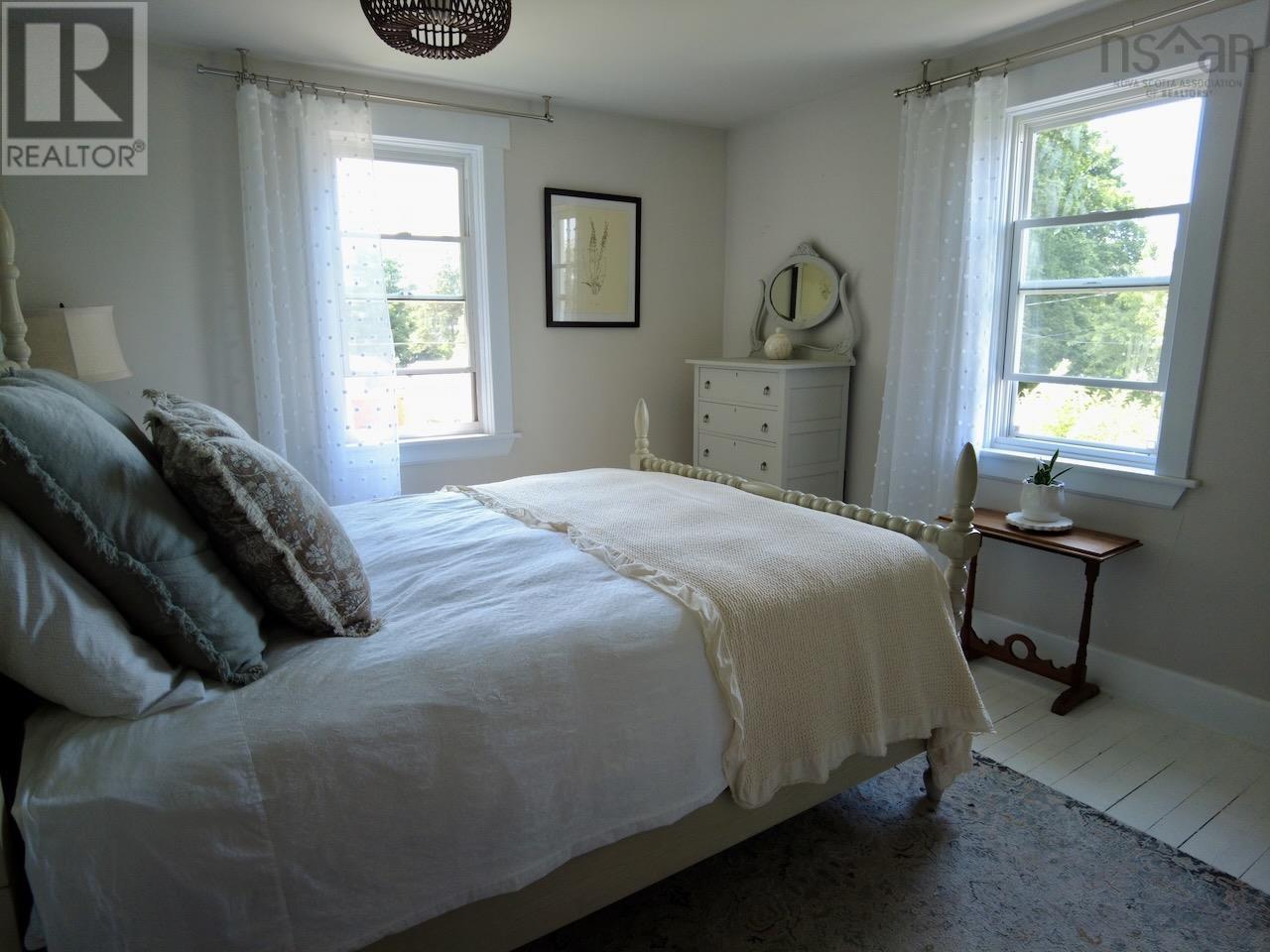 29 River Avenue Property Photo 41