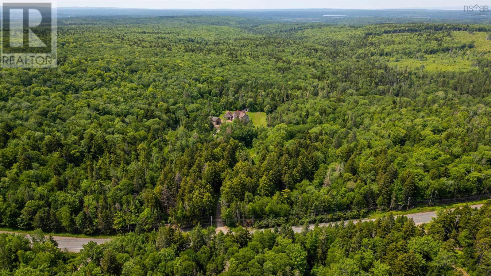 17917 Highway 2 Property Photo 5