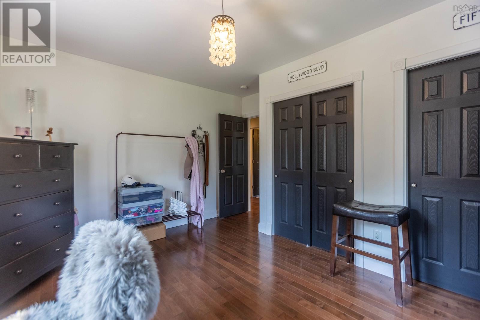 17917 Highway 2 Property Photo 25