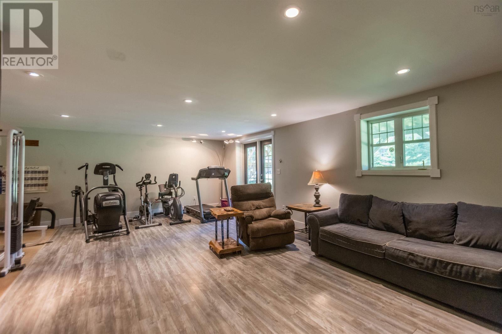 17917 Highway 2 Property Photo 38