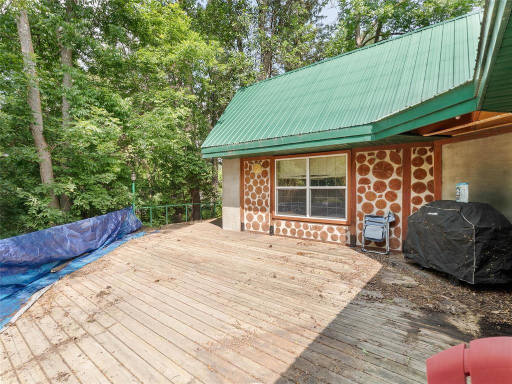 65 River Road N Property Photo 29