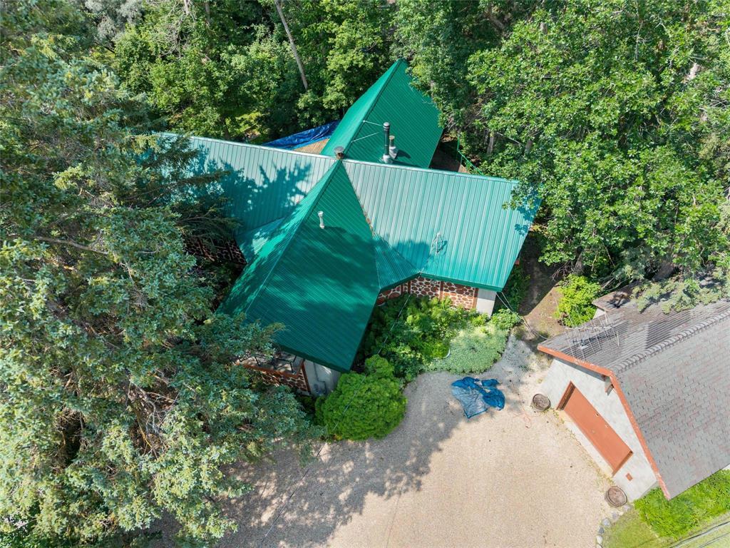 65 River Road N Property Photo 39