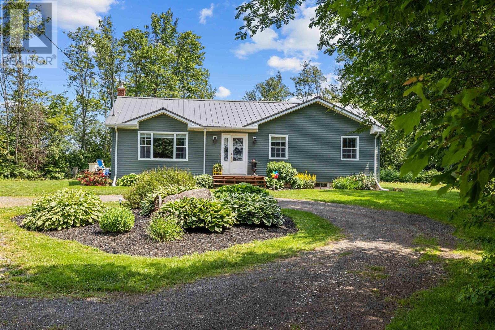 455 Drummond Road Property Photo 1