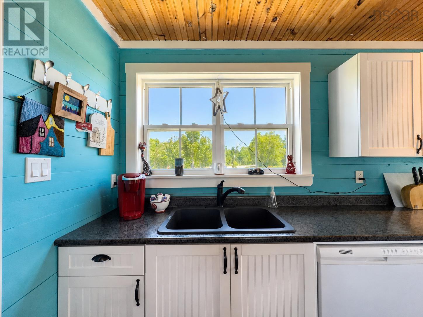 29616 Cabot Trail Property Photo 7