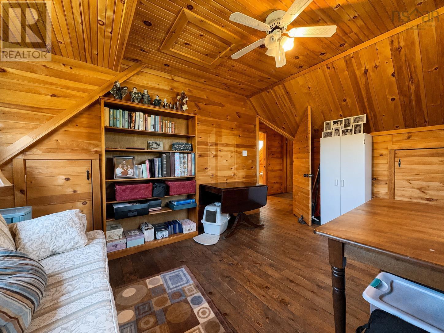 29616 Cabot Trail Property Photo 26
