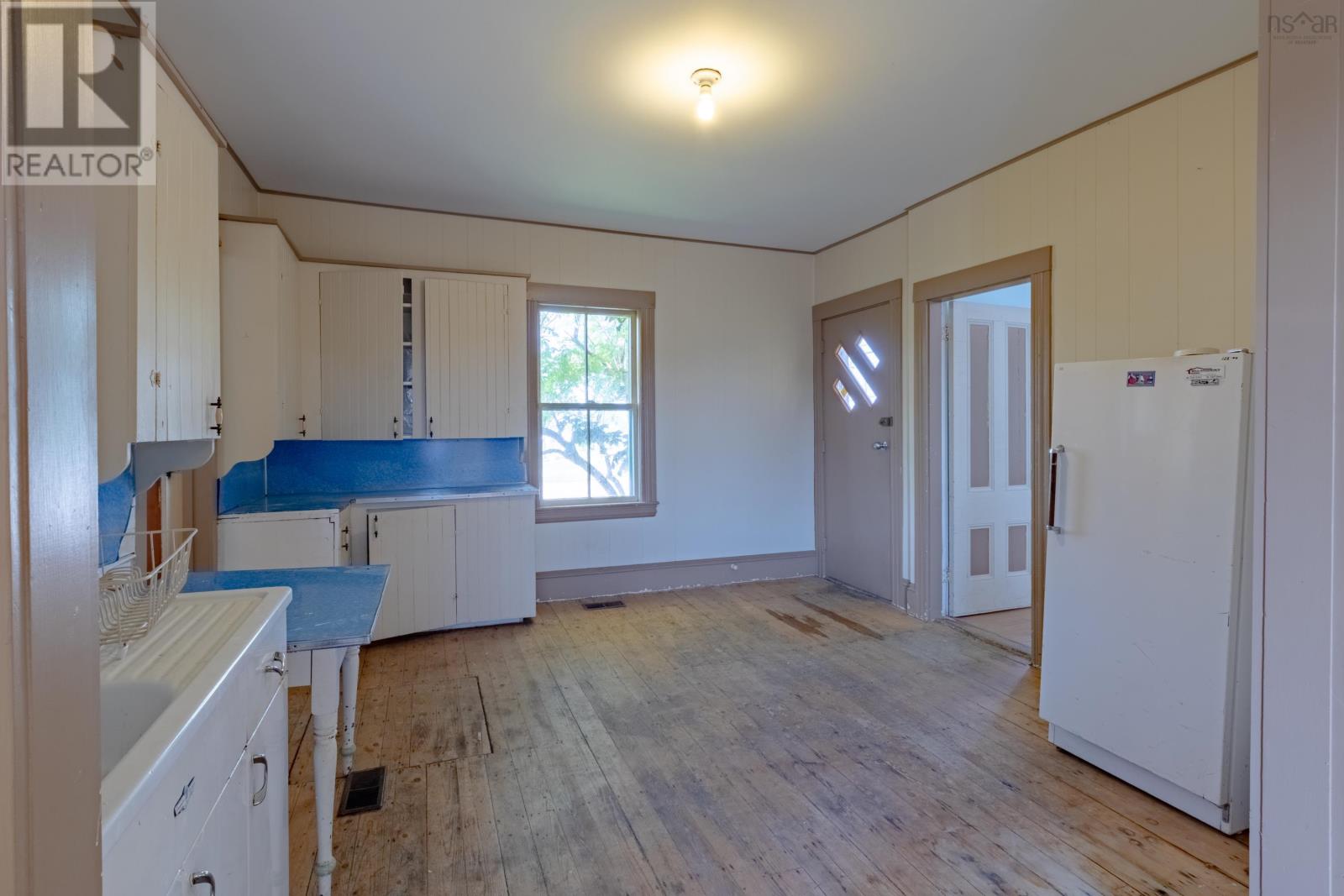 1813 Highway 1 Property Photo 20