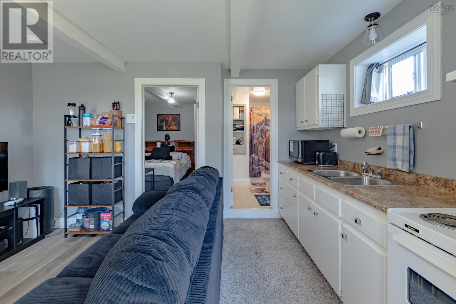 1813 Highway 1 Property Photo 28