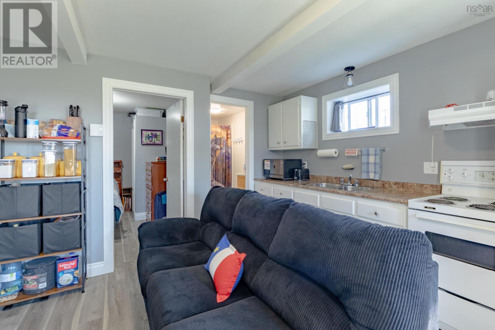 1813 Highway 1 Property Photo 29