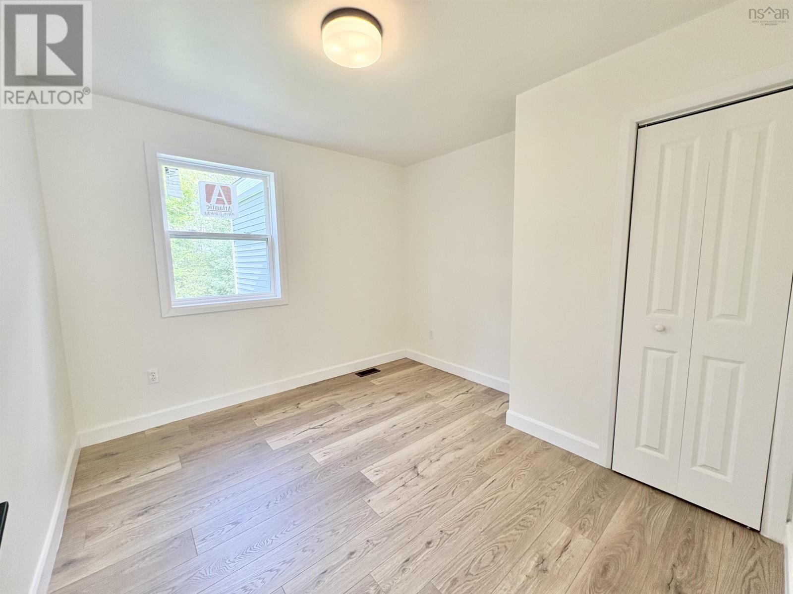 162 Sixth Street Property Photo 14