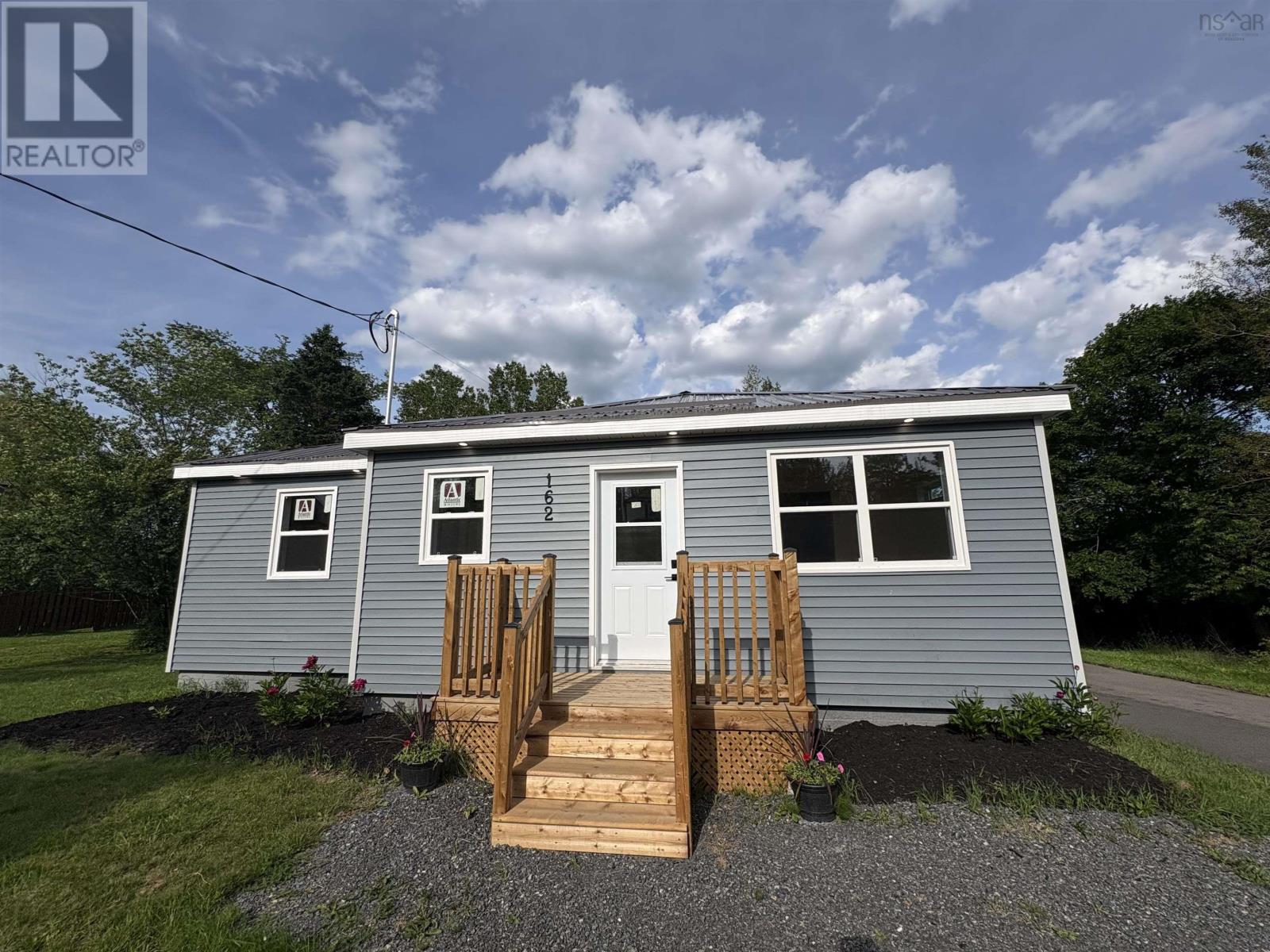 162 Sixth Street Property Photo 23