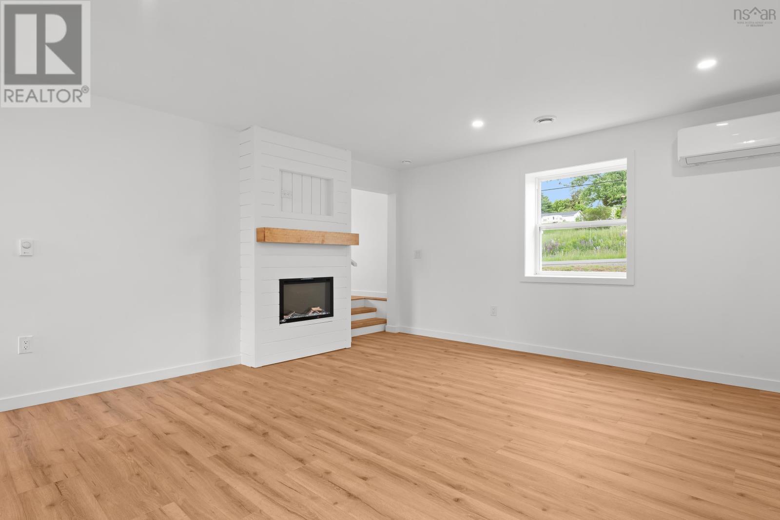 1376 Ridge Road Property Photo 10