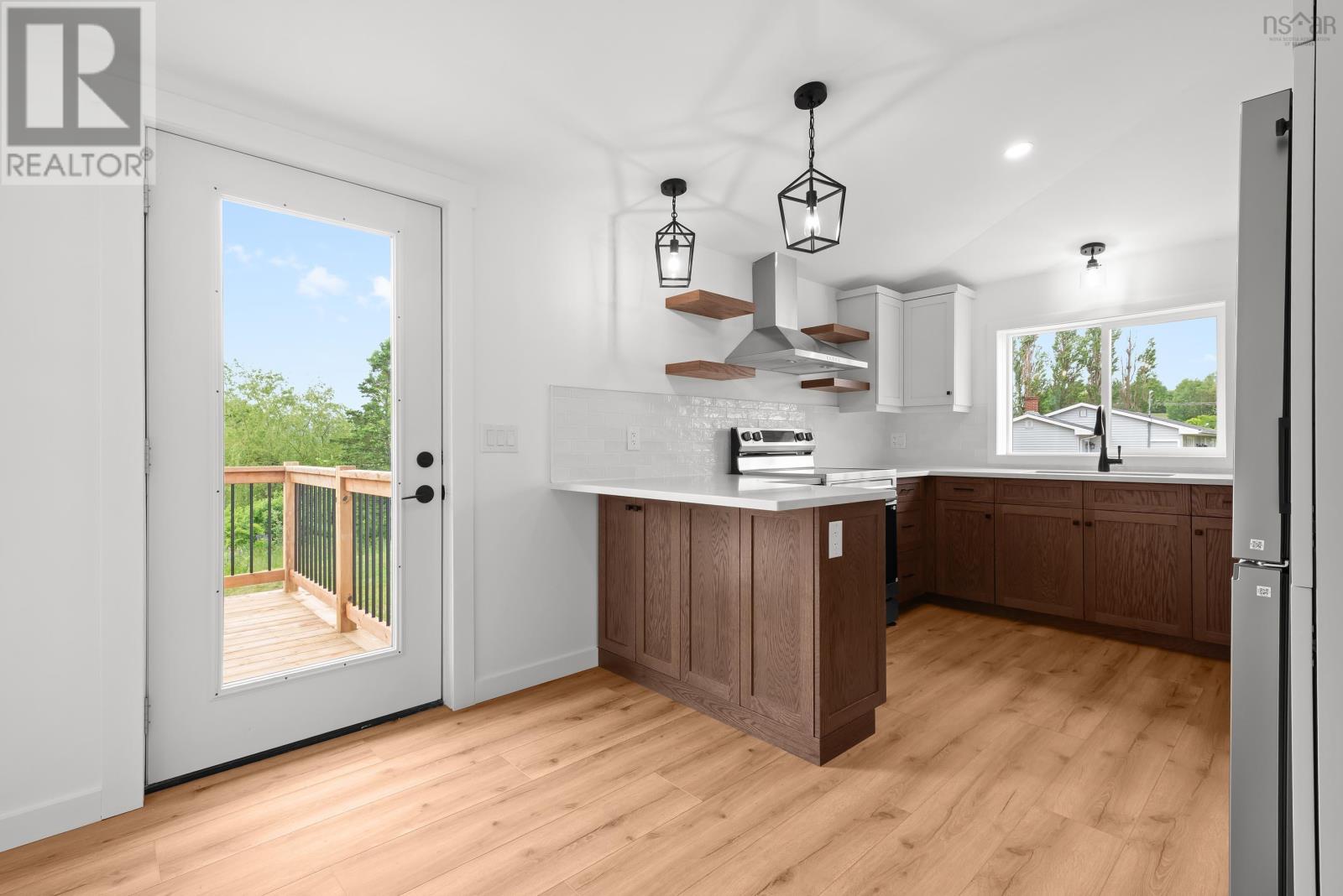 1376 Ridge Road Property Photo 11