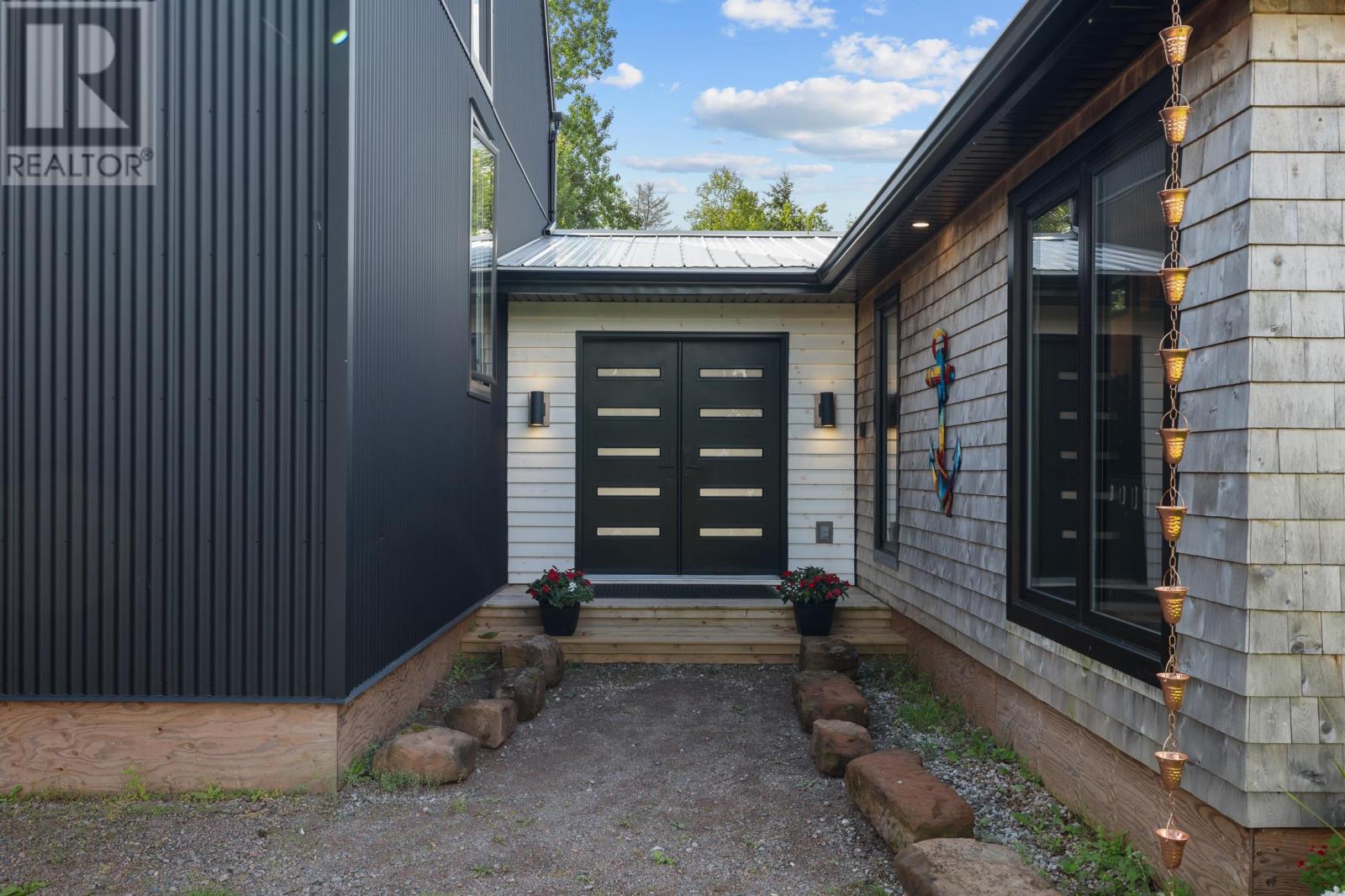 35 Richard Douglas Drive Property Photo 10
