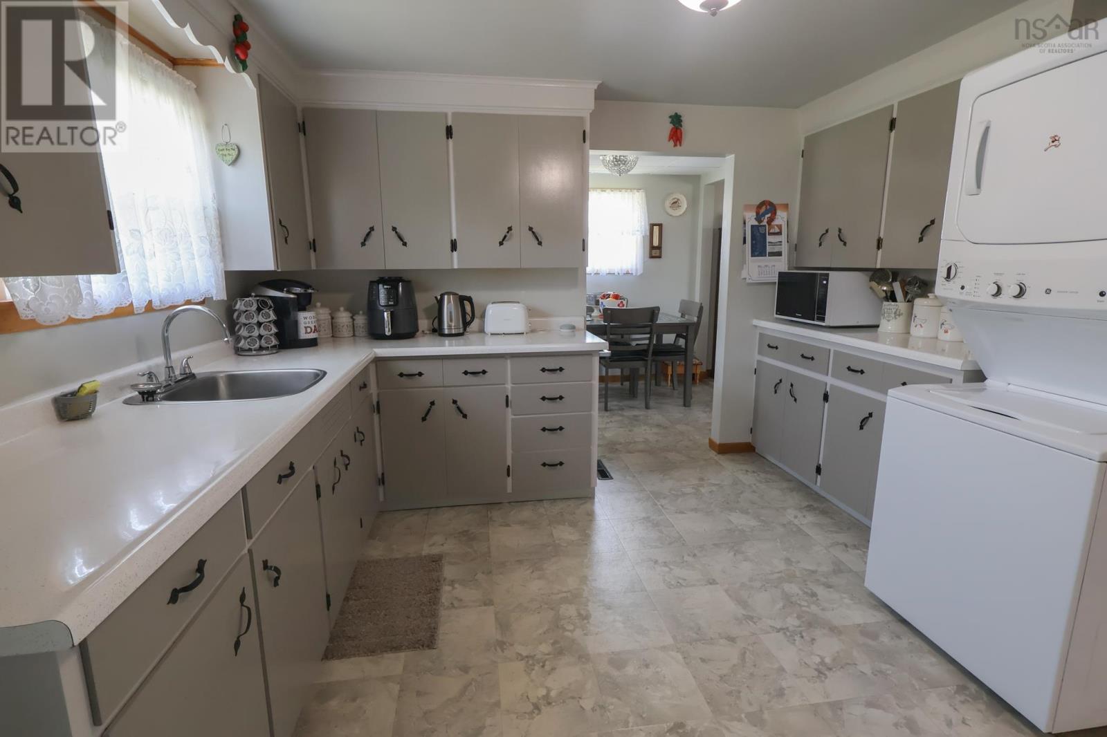 17 Freds Road Property Photo 8