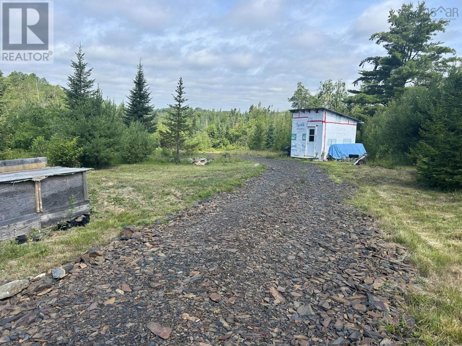 132 Mailman Road Property Photo 3