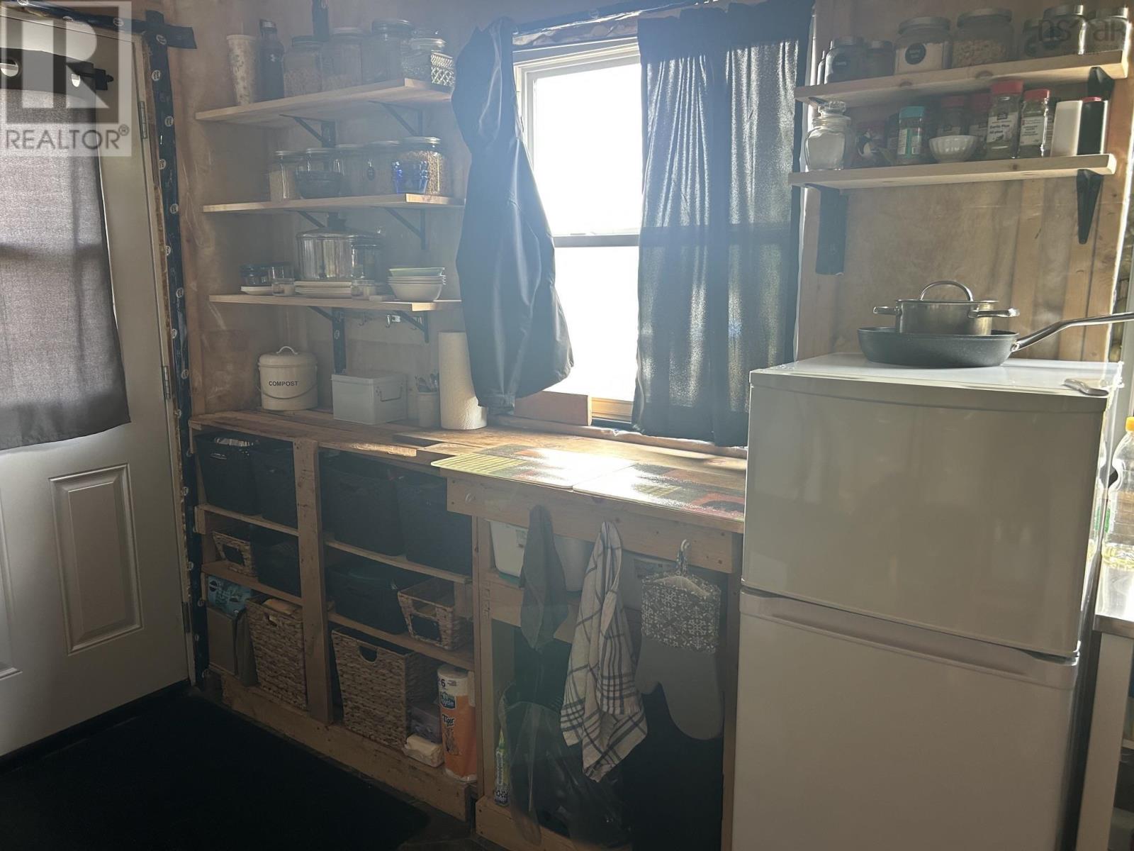 132 Mailman Road Property Photo 11