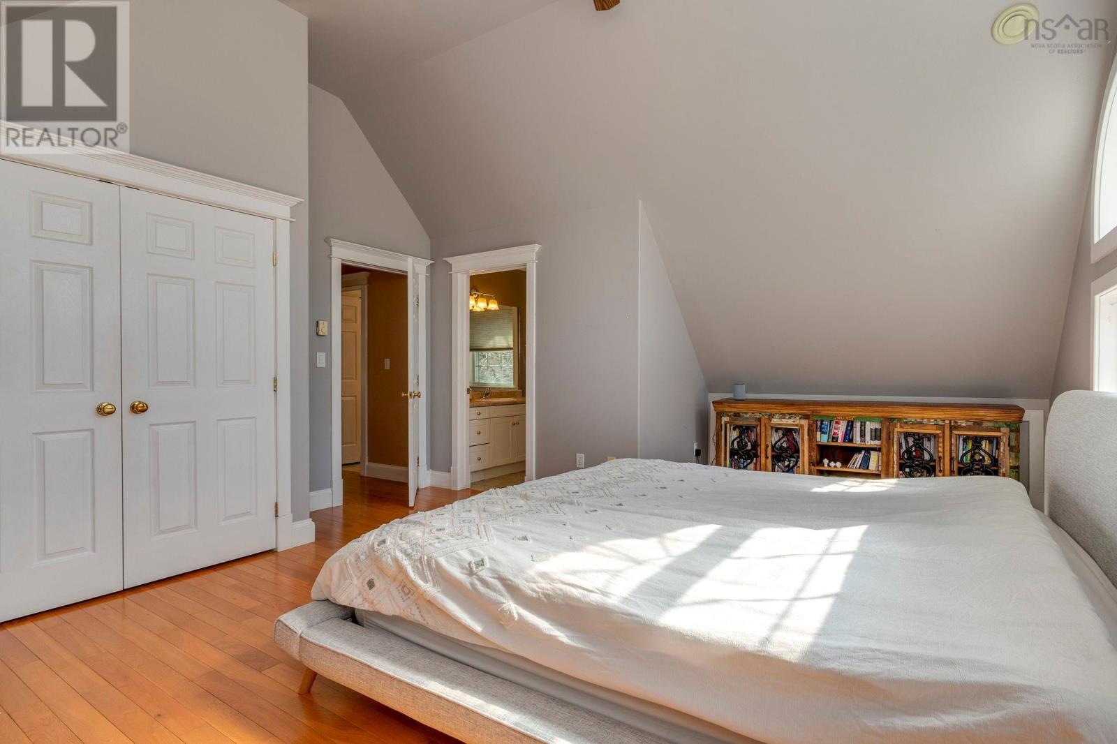 69 Meadowbrook Drive Property Photo 27