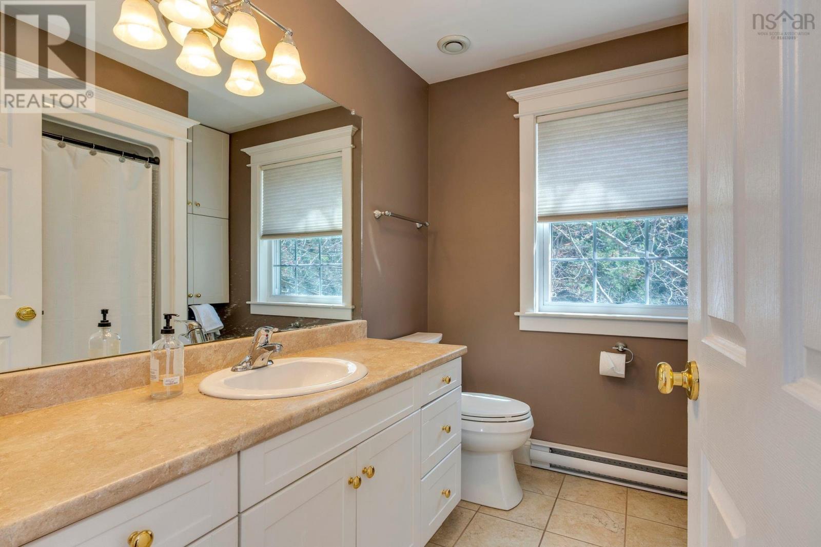 69 Meadowbrook Drive Property Photo 29