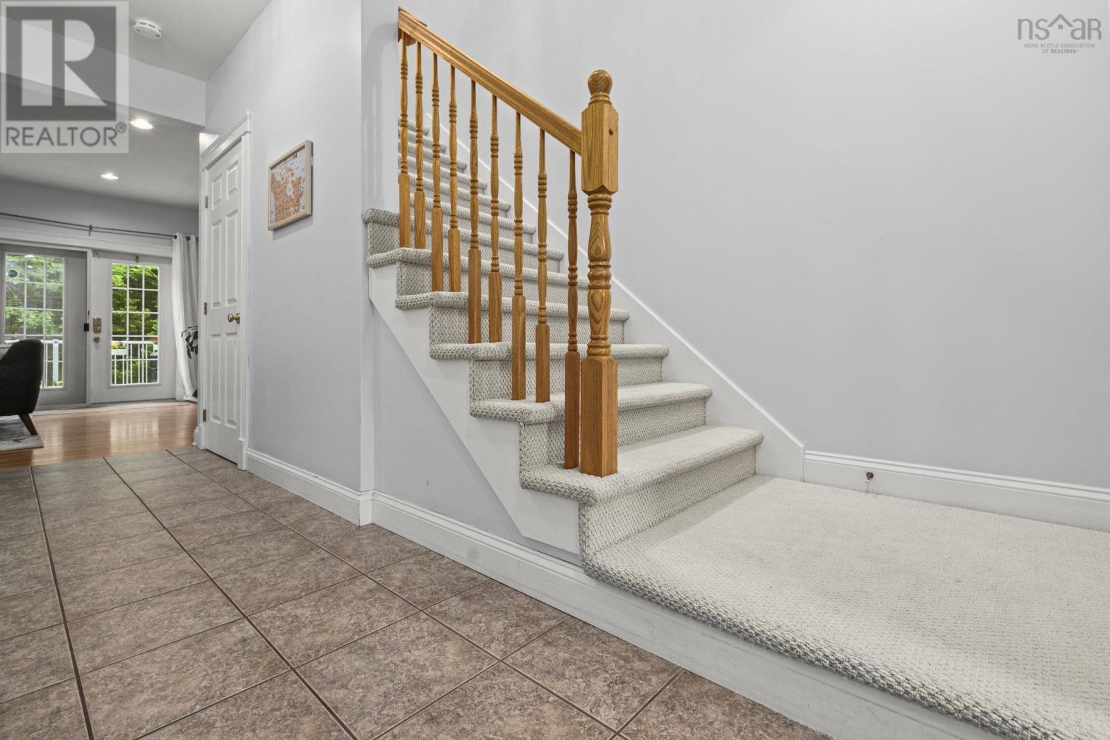 38 Greenside Lane Property Photo 16
