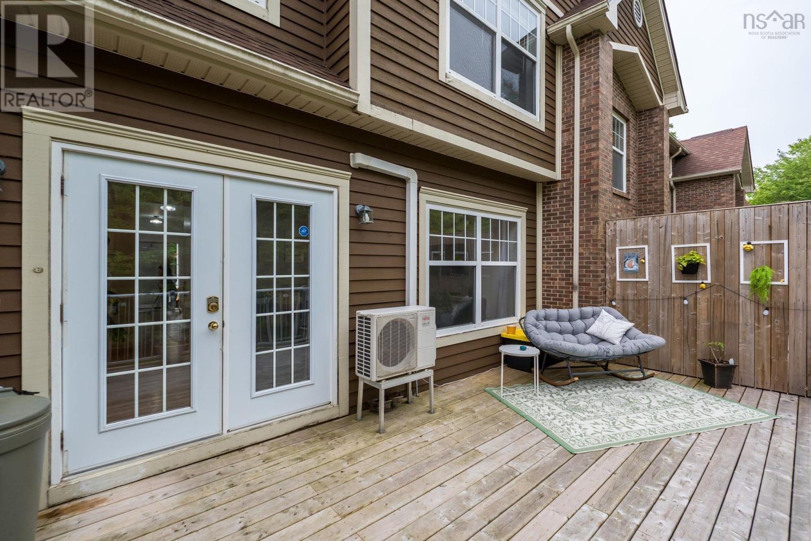 38 Greenside Lane Property Photo 39