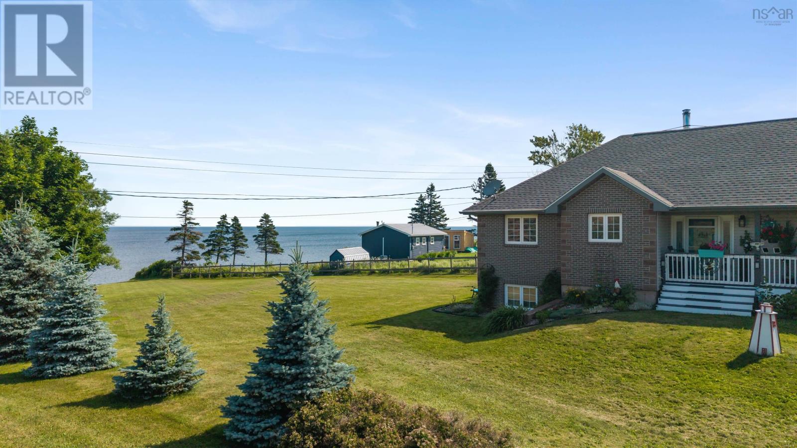 98 Ocean Front Drive Property Photo 4