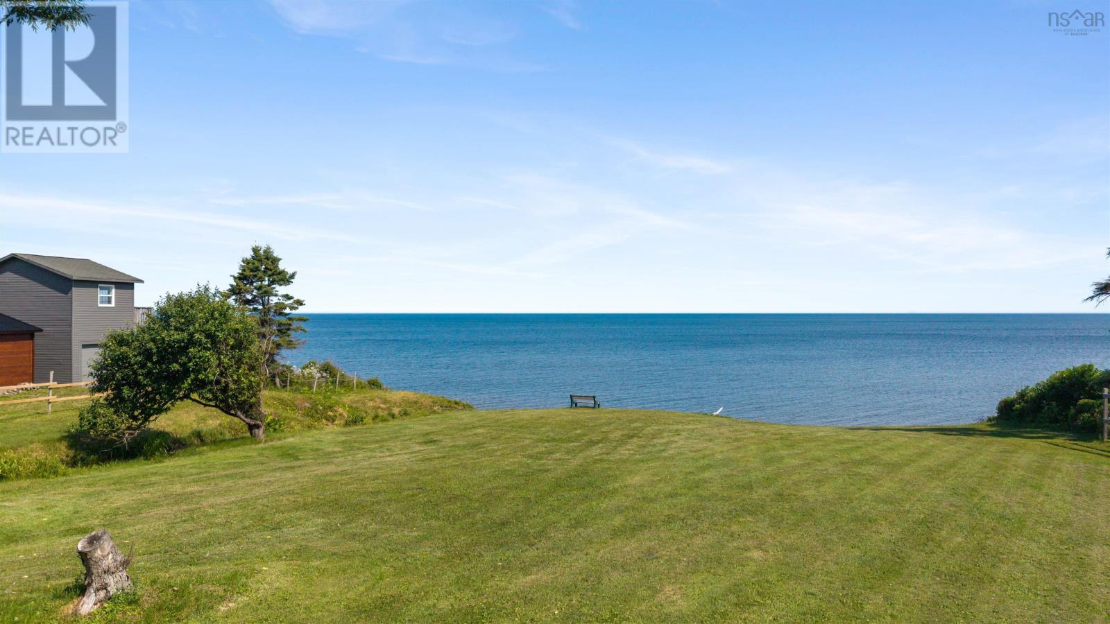 98 Ocean Front Drive Property Photo 15