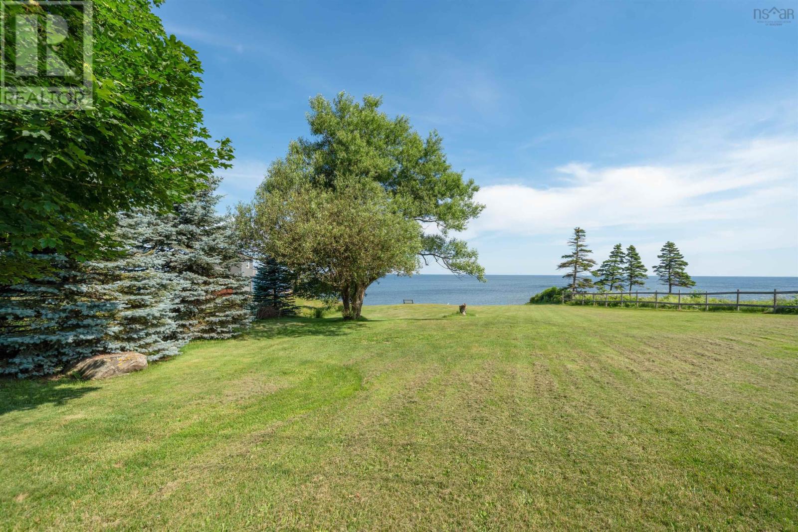 98 Ocean Front Drive Property Photo 18