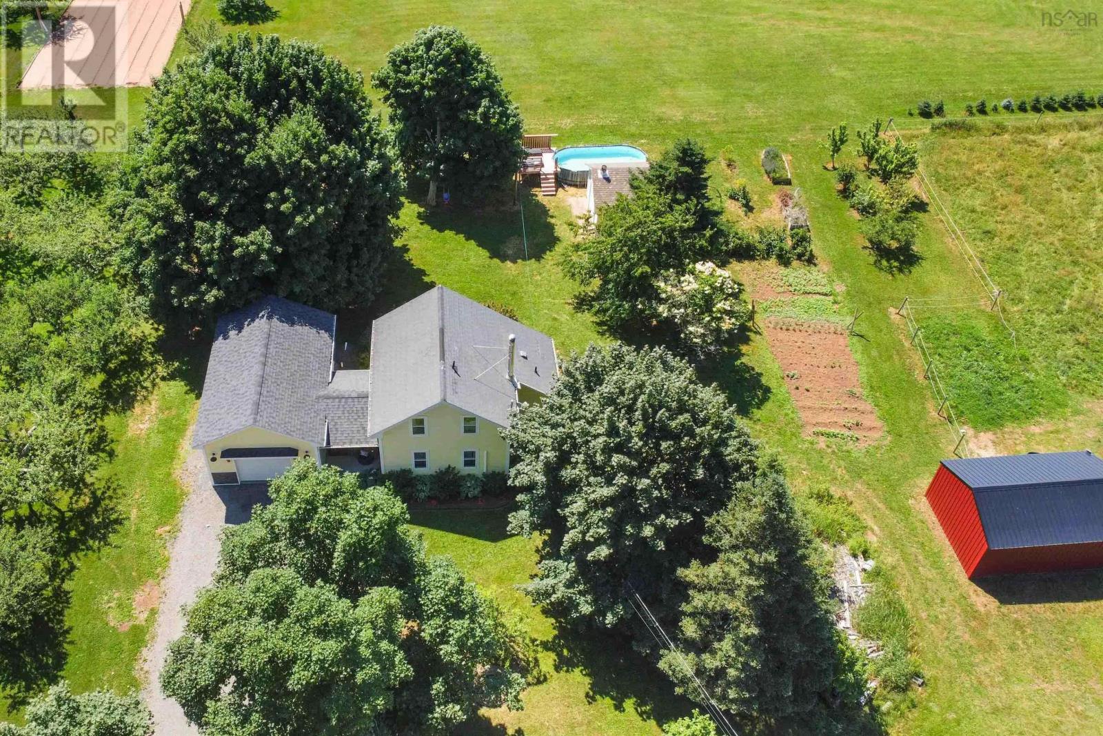 805 Bligh Road Property Photo 3