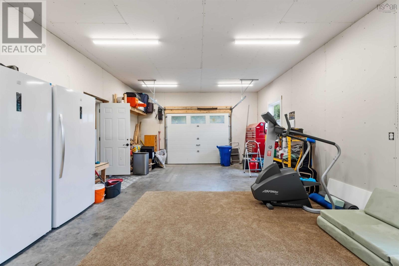 805 Bligh Road Property Photo 33