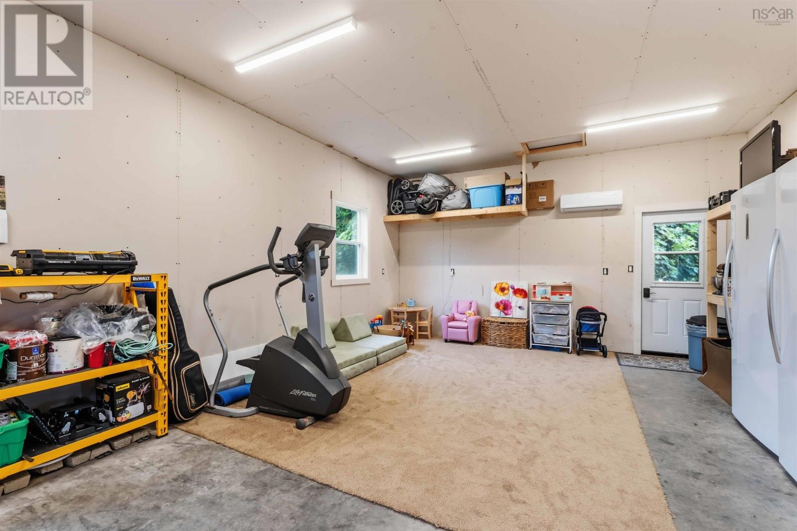 805 Bligh Road Property Photo 34