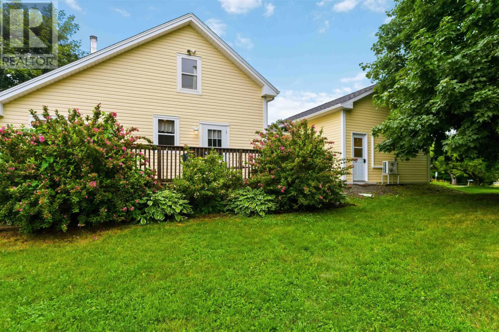 805 Bligh Road Property Photo 35
