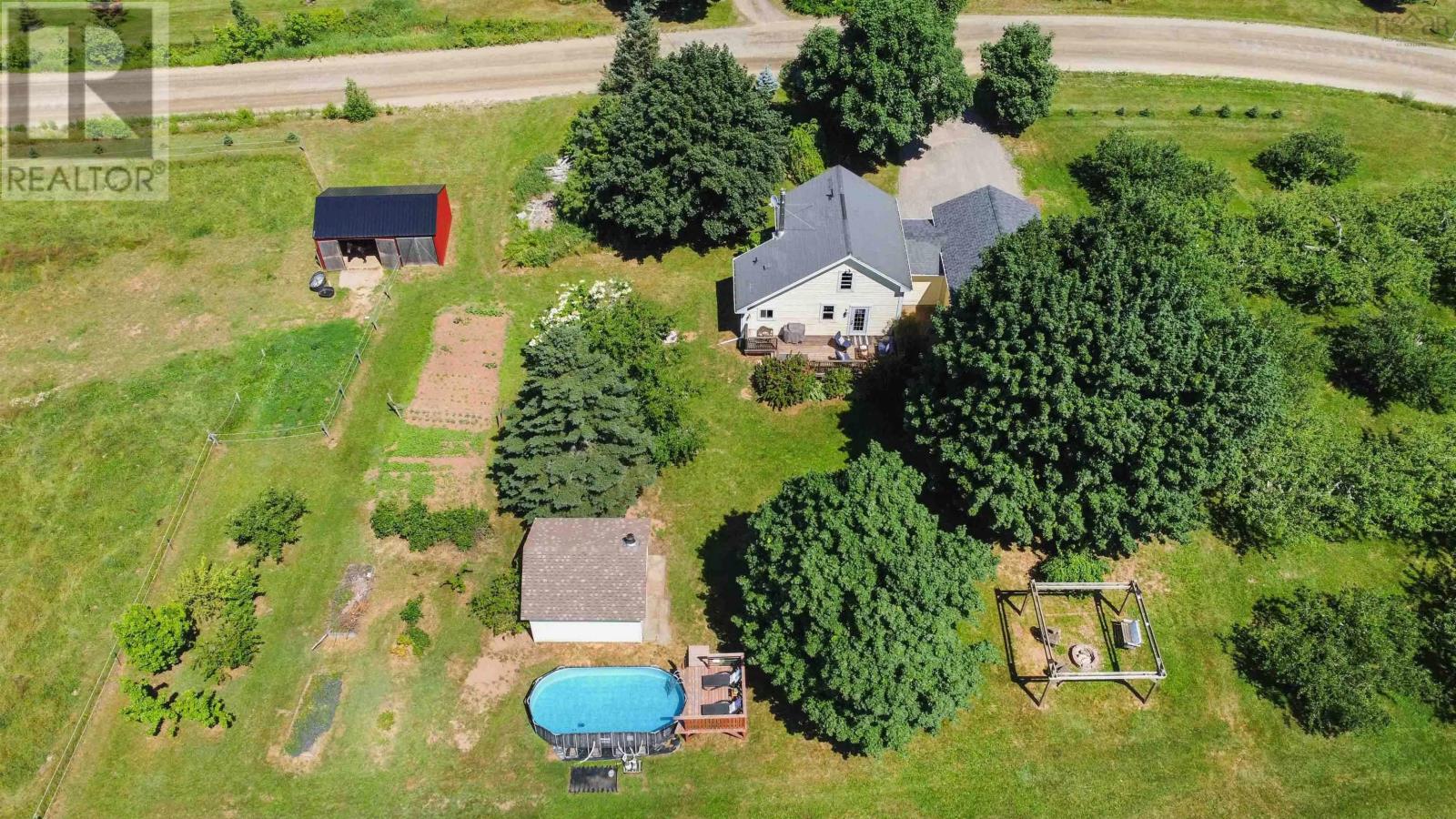 805 Bligh Road Property Photo 46