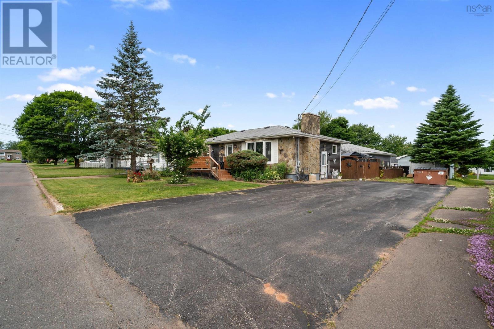 16 Rogers Avenue Property Photo 5