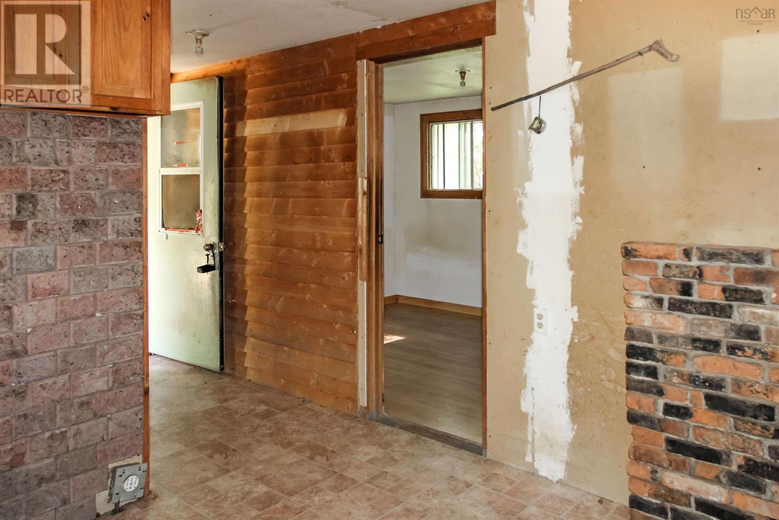 2113 Fire Lane Property Photo 9