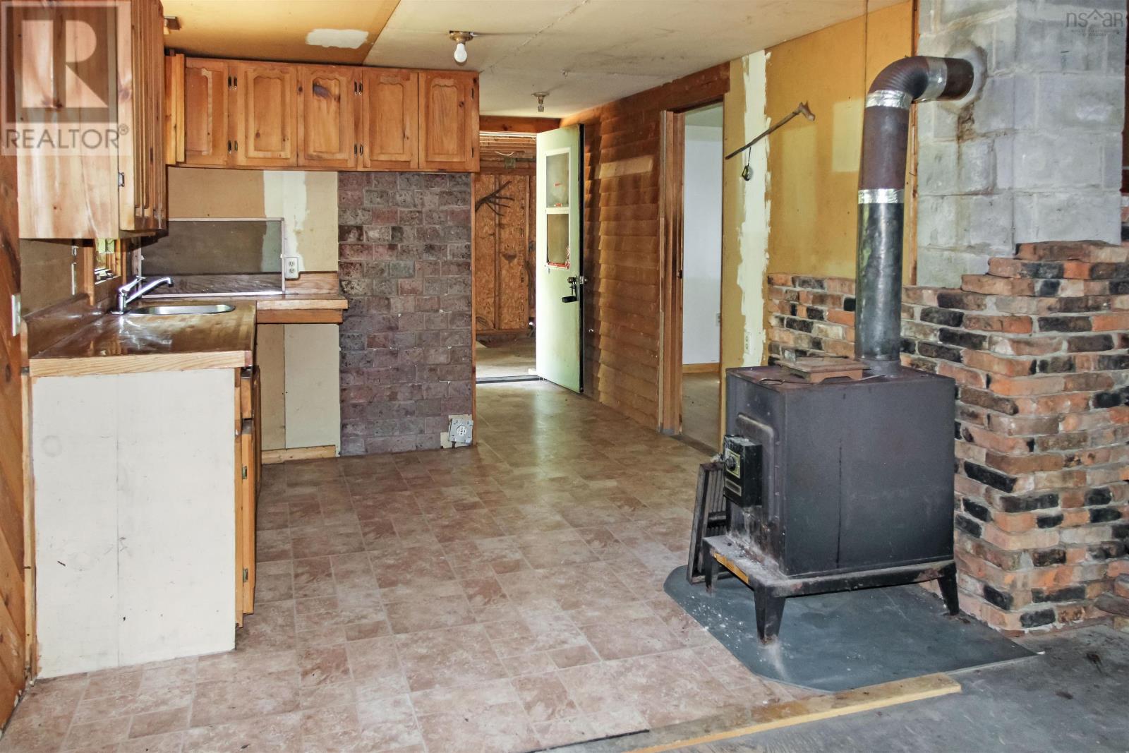 2113 Fire Lane Property Photo 10