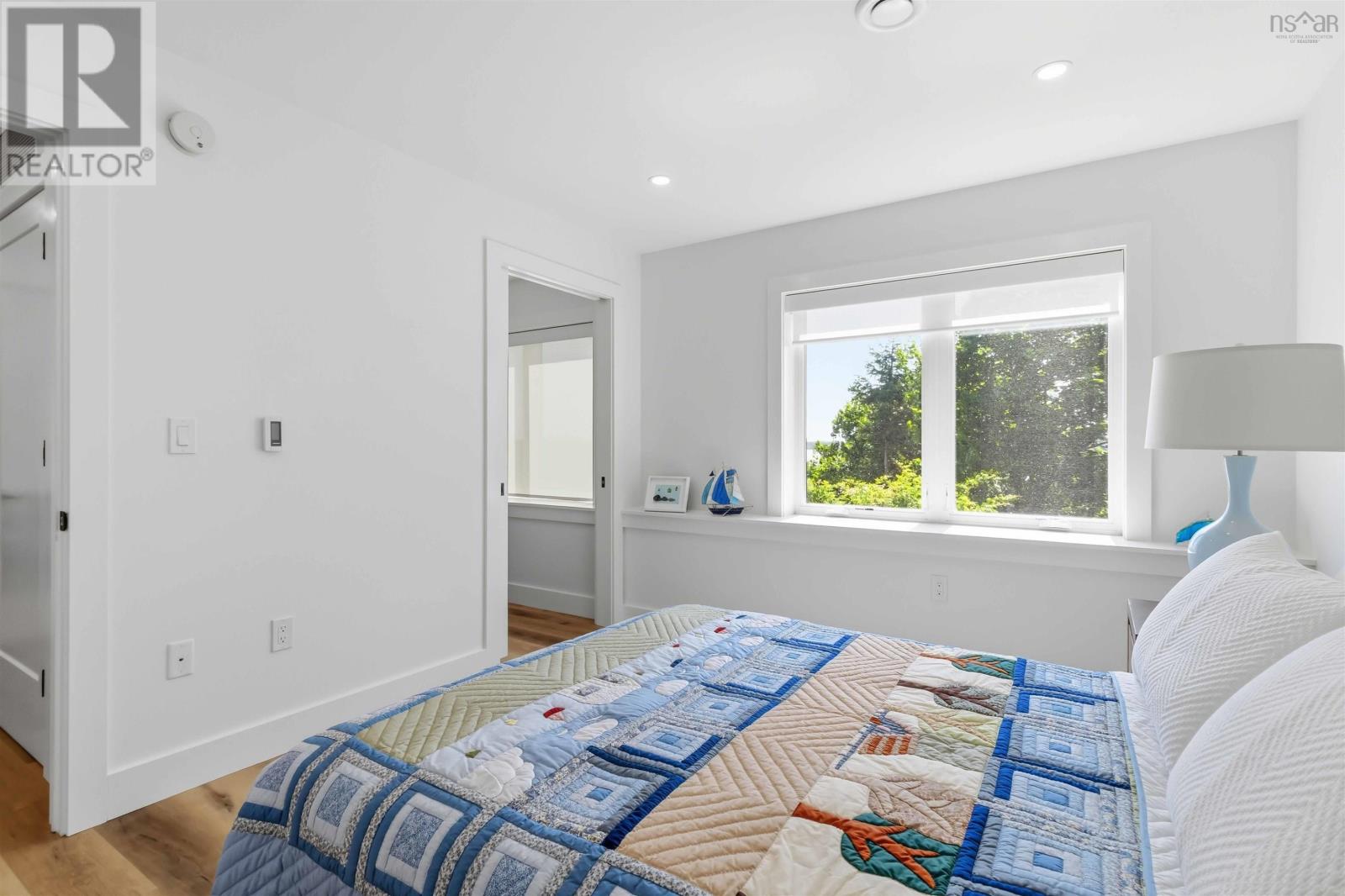 42 Shore Road Property Photo 24