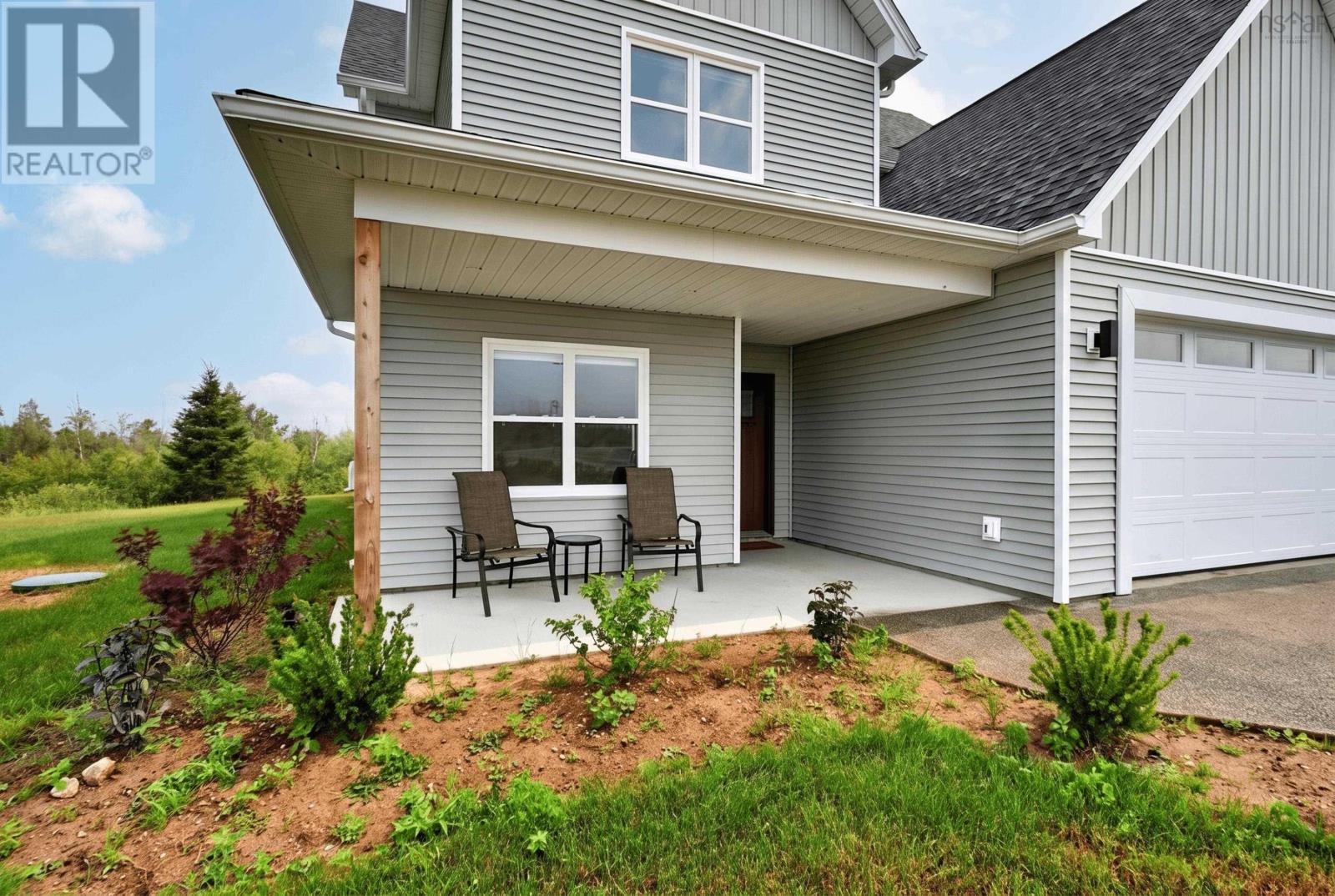 500 Hemlock Drive Property Photo 3