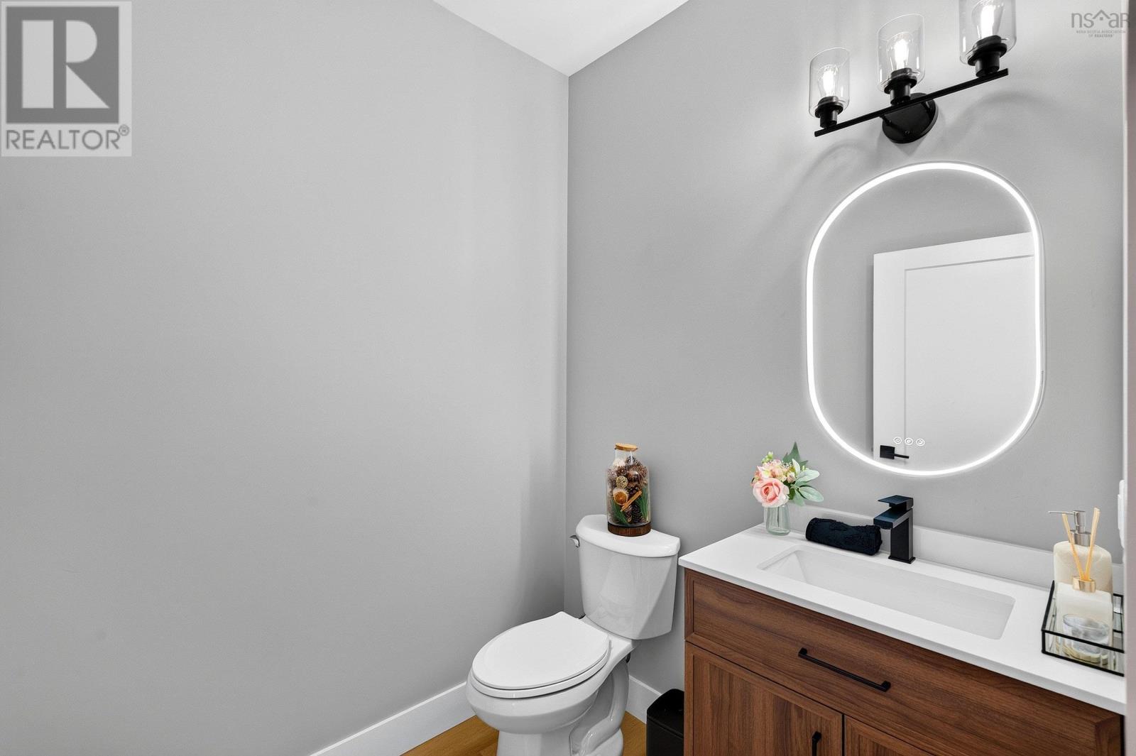 500 Hemlock Drive Property Photo 18