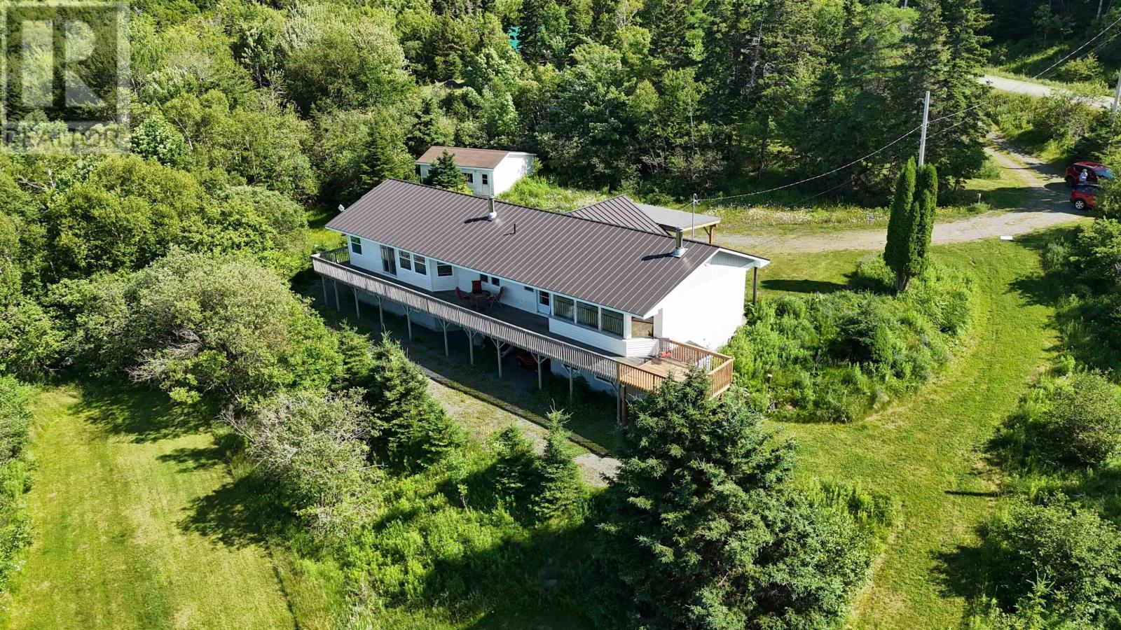 5877 West Bay Road Property Photo 3