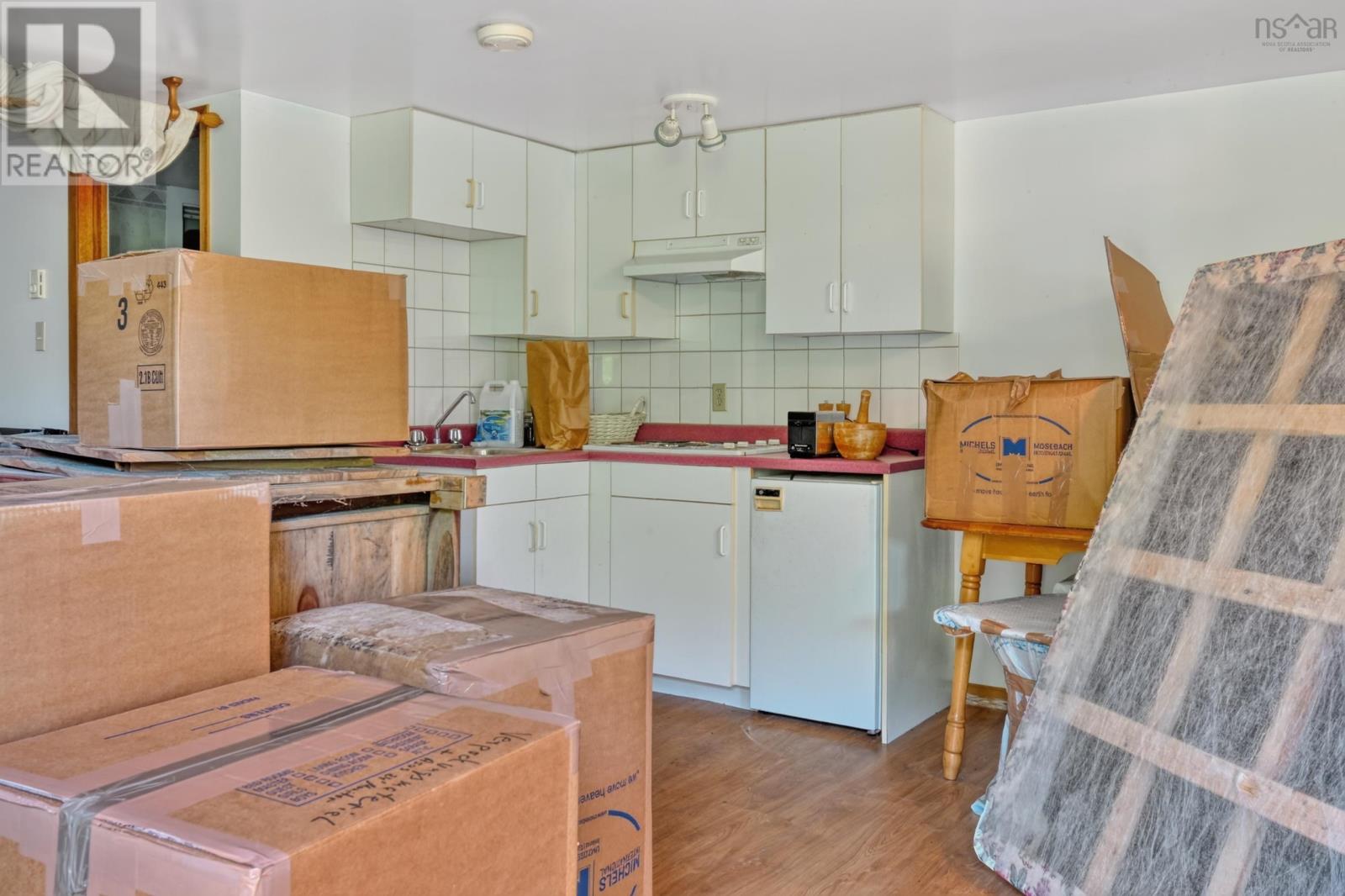 5877 West Bay Road Property Photo 33