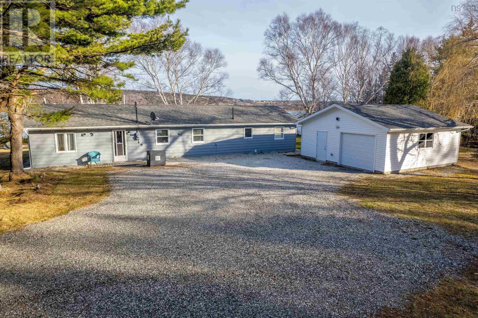 378 Stewart Road Property Photo 8