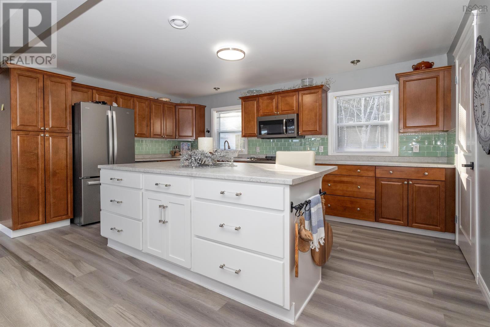378 Stewart Road Property Photo 11