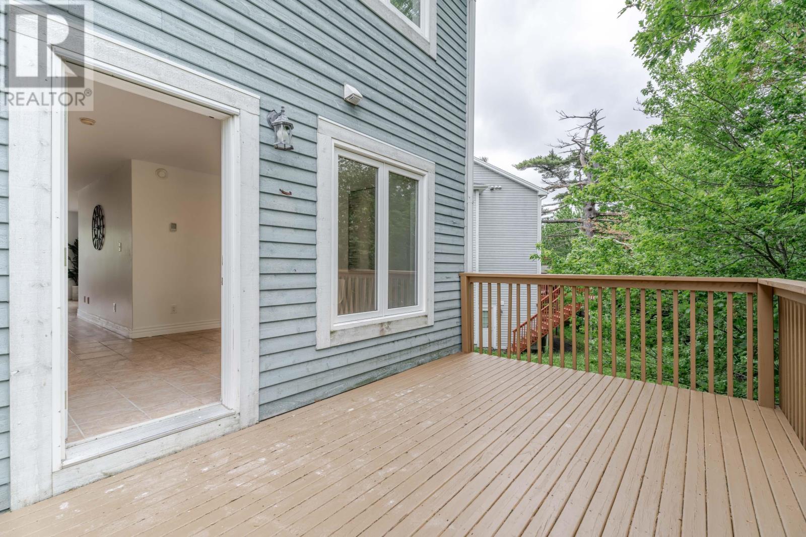 560 Parkland Drive Property Photo 20