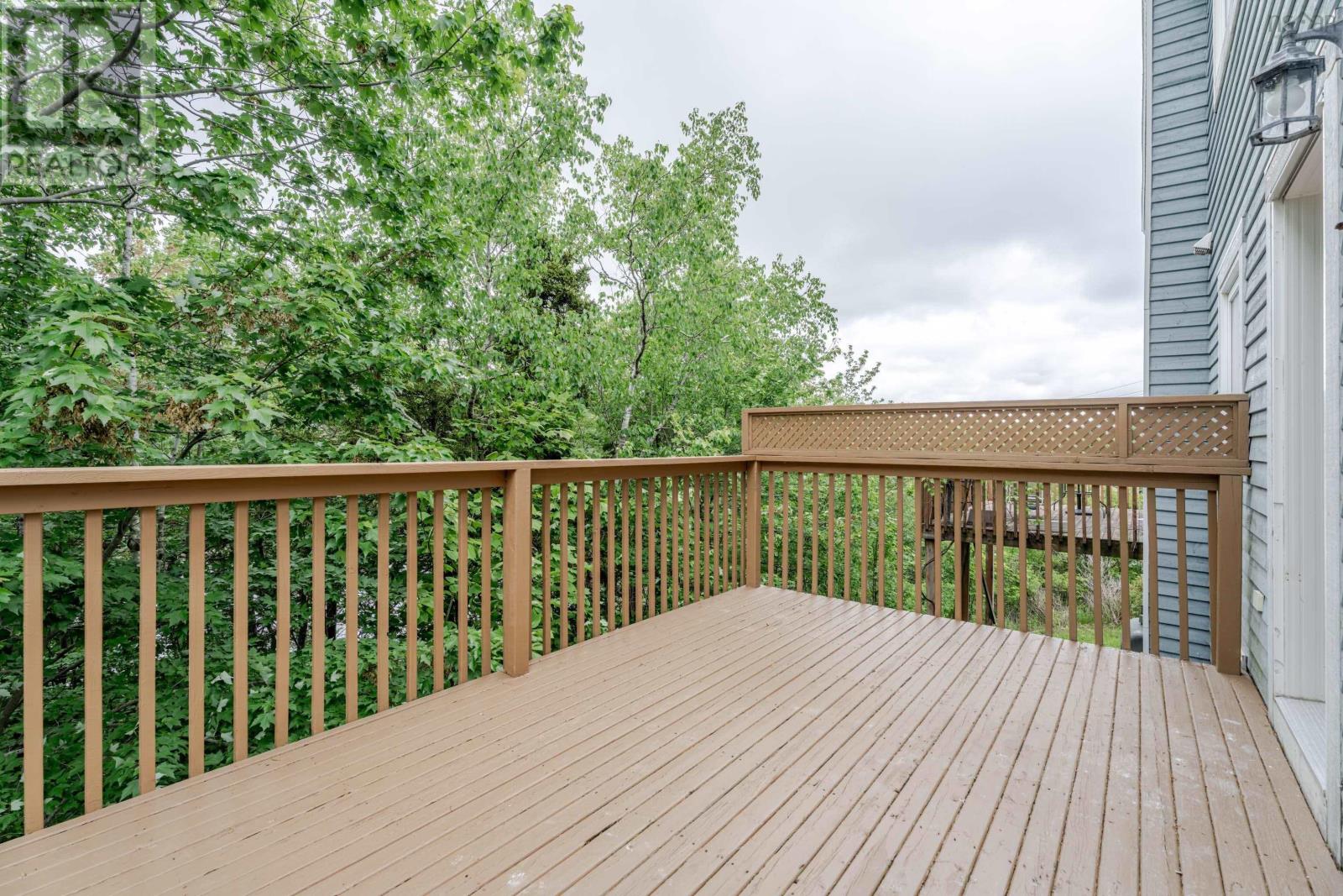 560 Parkland Drive Property Photo 21