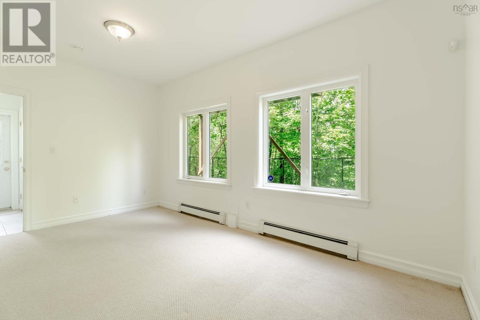560 Parkland Drive Property Photo 42